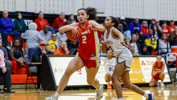 Missouri girls high school basketball: Incarnate Word vs. John Burroughs from February 3, 2024